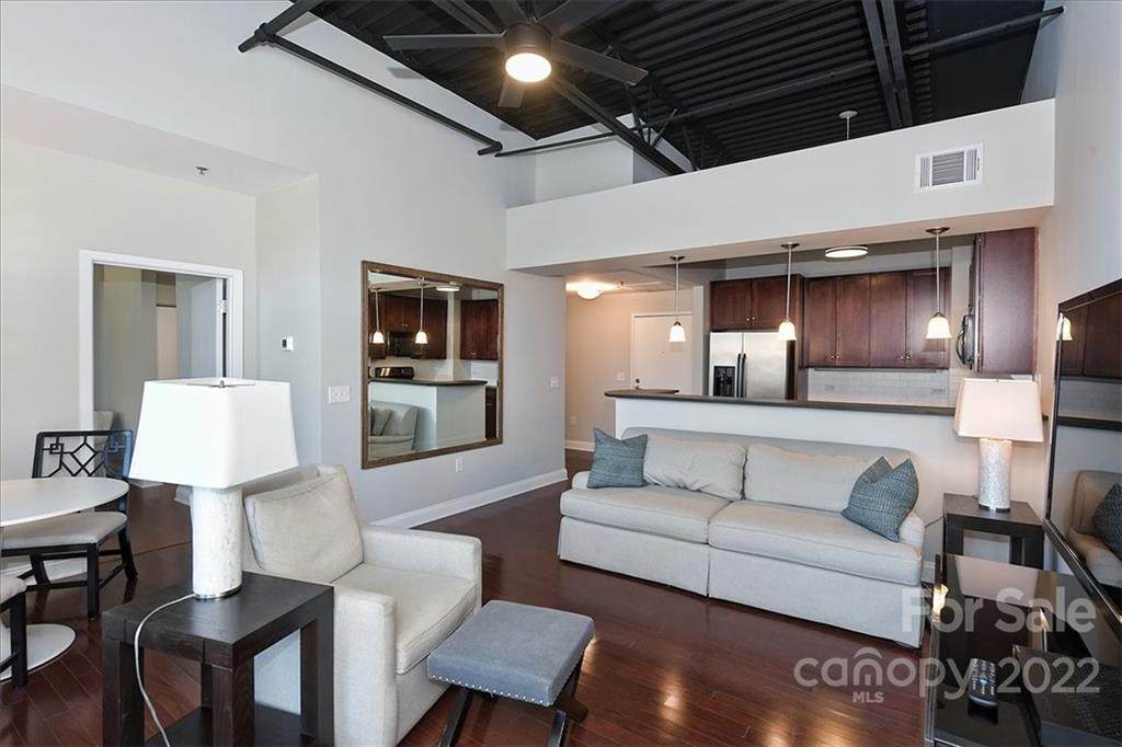 720 Governor Morrison Street - Photo 1