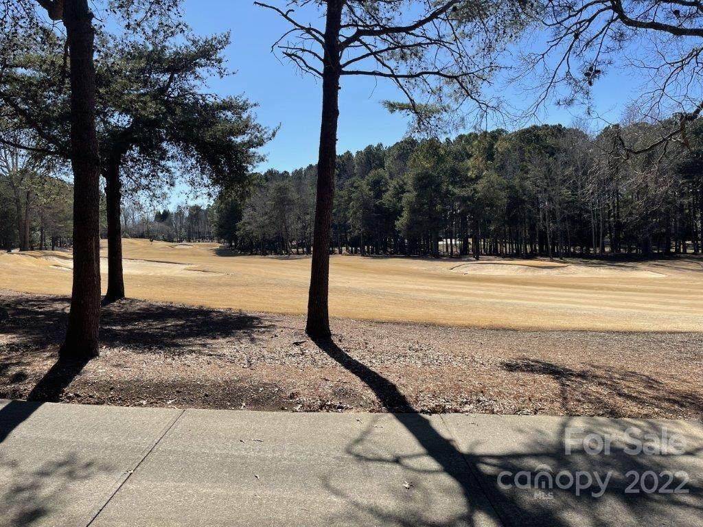 196 Porters Glen - Photo 1
