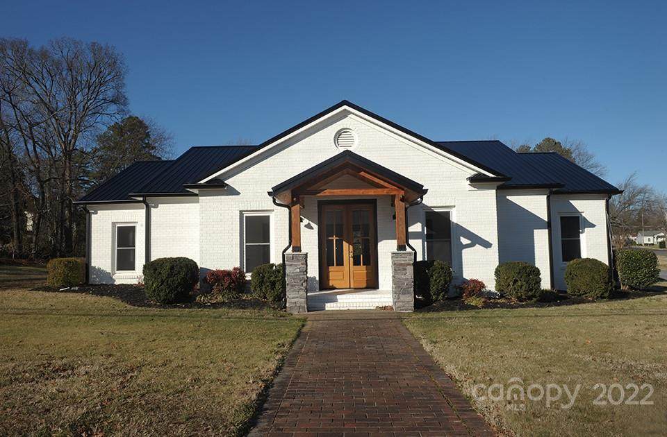 1237 Old West Innes Street - Photo 1