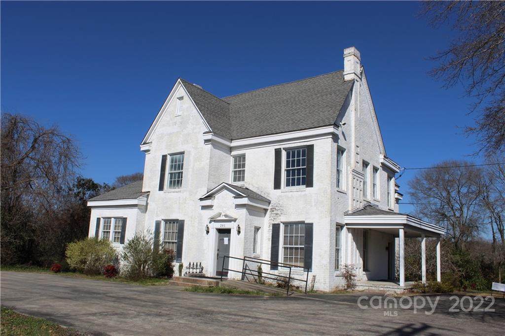201 White Street - Photo 1