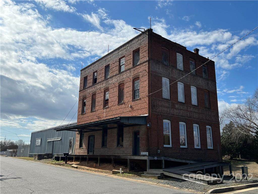 126 Depot Street - Photo 1