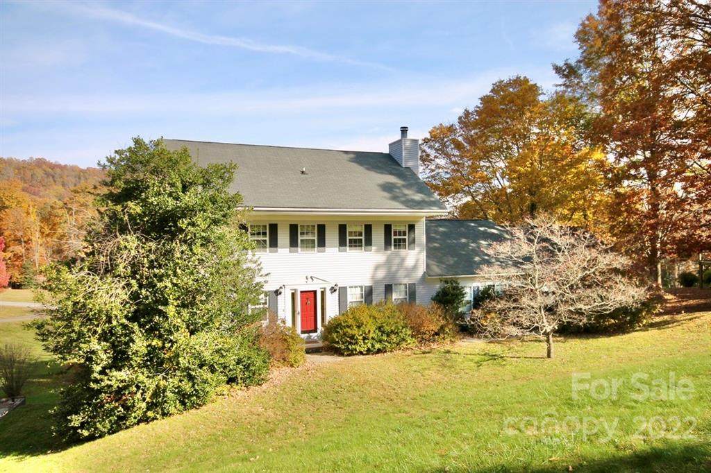 507 Saddleback Court - Photo 1