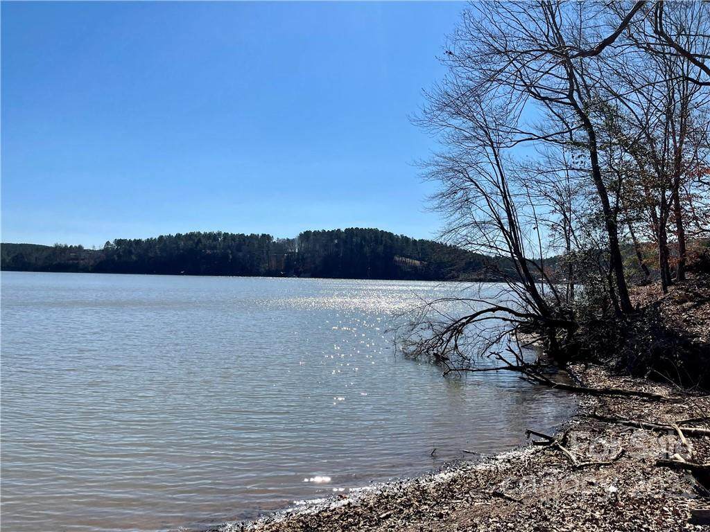1800 Waters Edge Drive - Photo 1