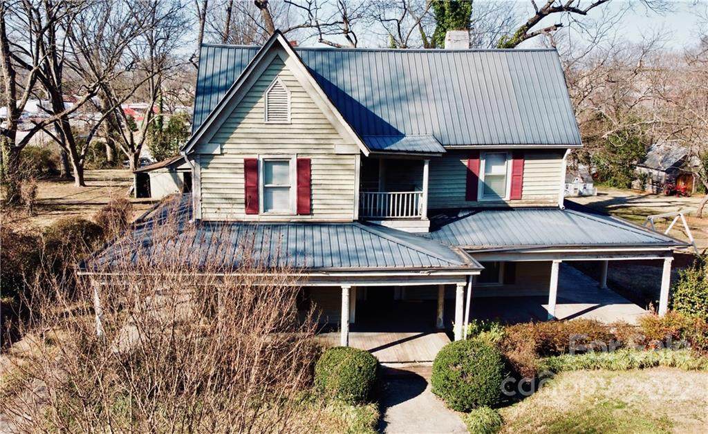 220 Bell Street - Photo 1