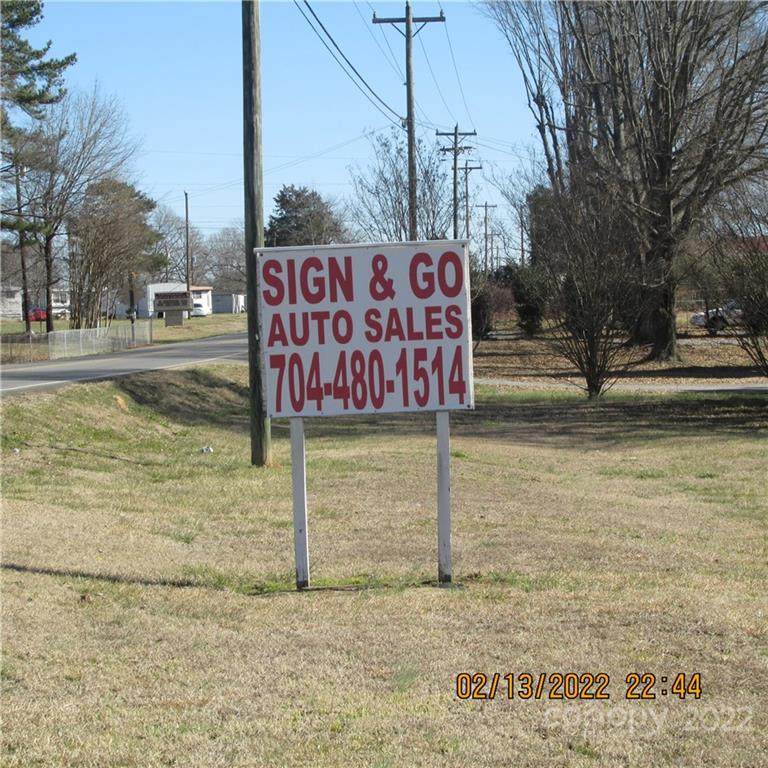 2243 Post Road - Photo 1
