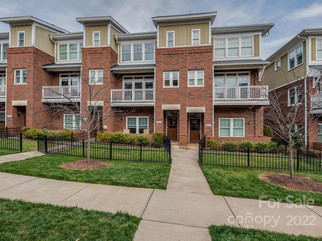 1032 Wesley Park Lane - Photo 1