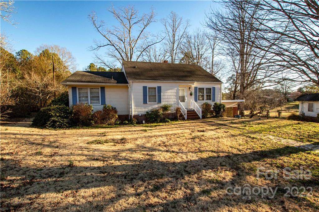 206 2nd Avenue - Photo 1