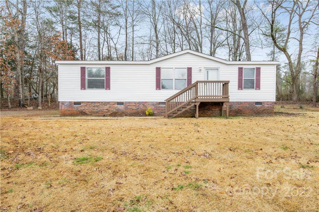 135 Gemstone Drive - Photo 1