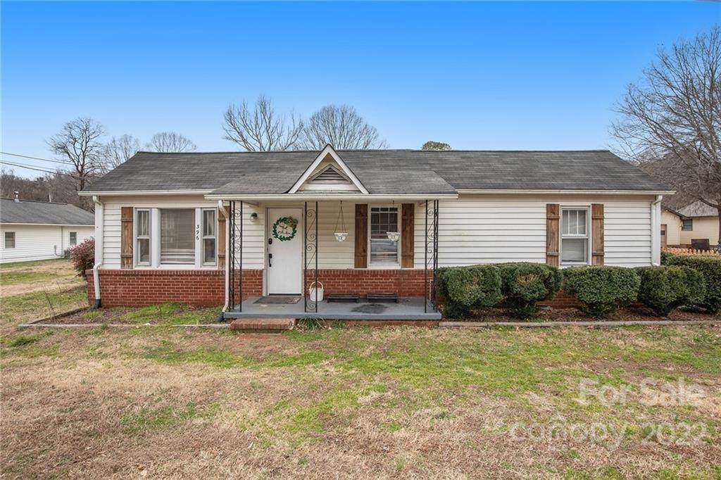 396 Honeycutt Drive - Photo 1