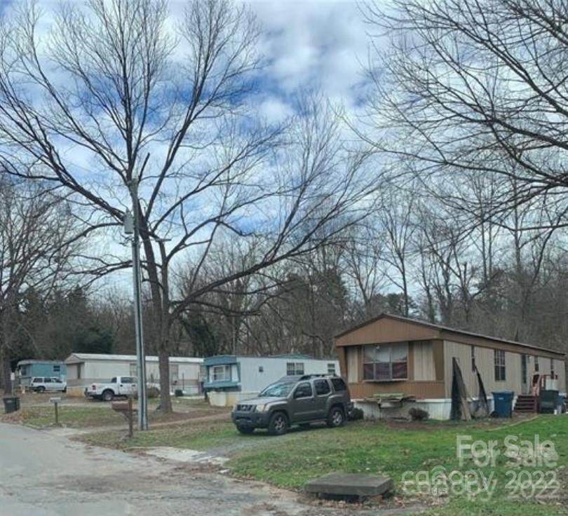 455 10th Street - Photo 1