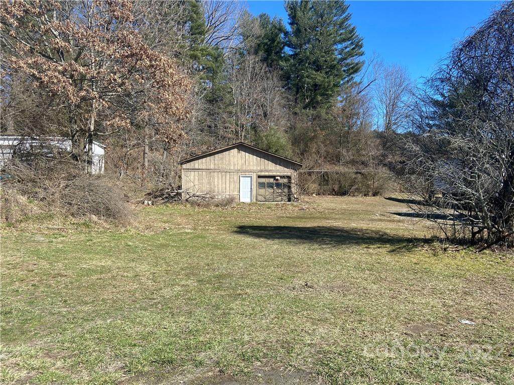 219 Sugarloaf Road - Photo 1