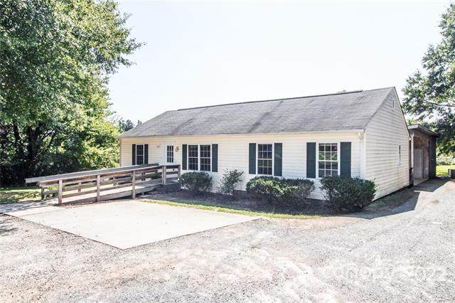 817 River Highway - Photo 1