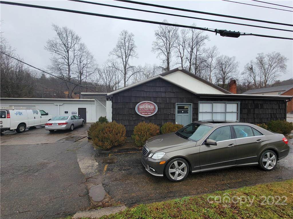 1524 N Main Street - Photo 1