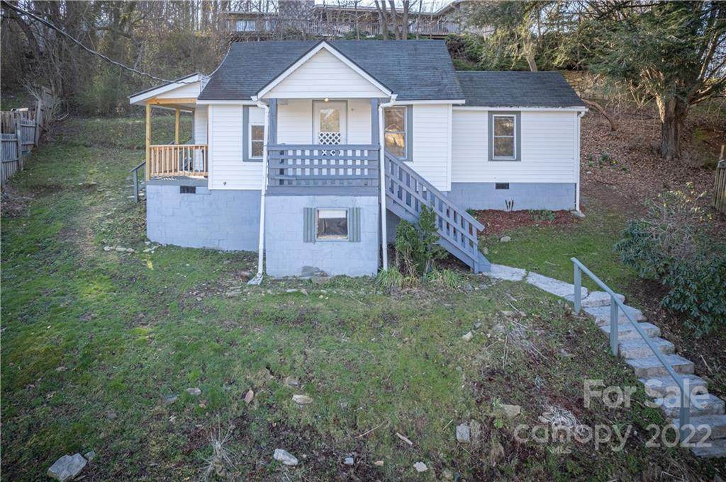 151 South Hill Street - Photo 1