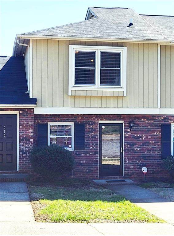 617 12th Street - Photo 1