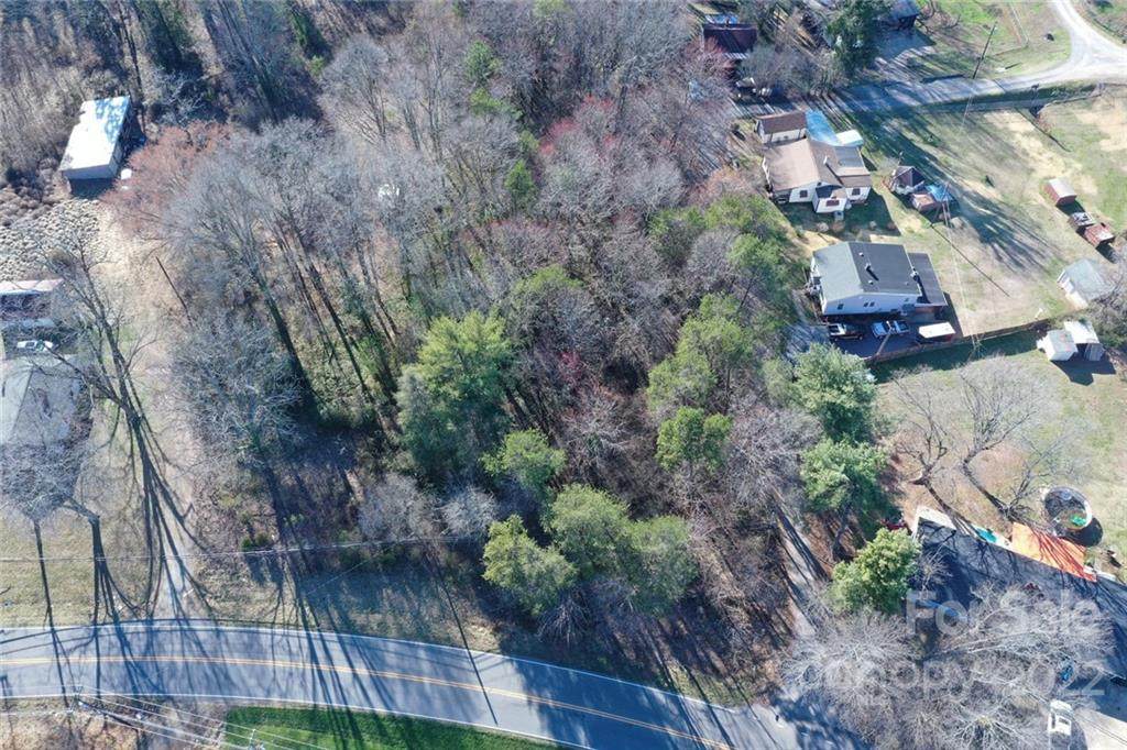 320 Fairgrove Church Road - Photo 1