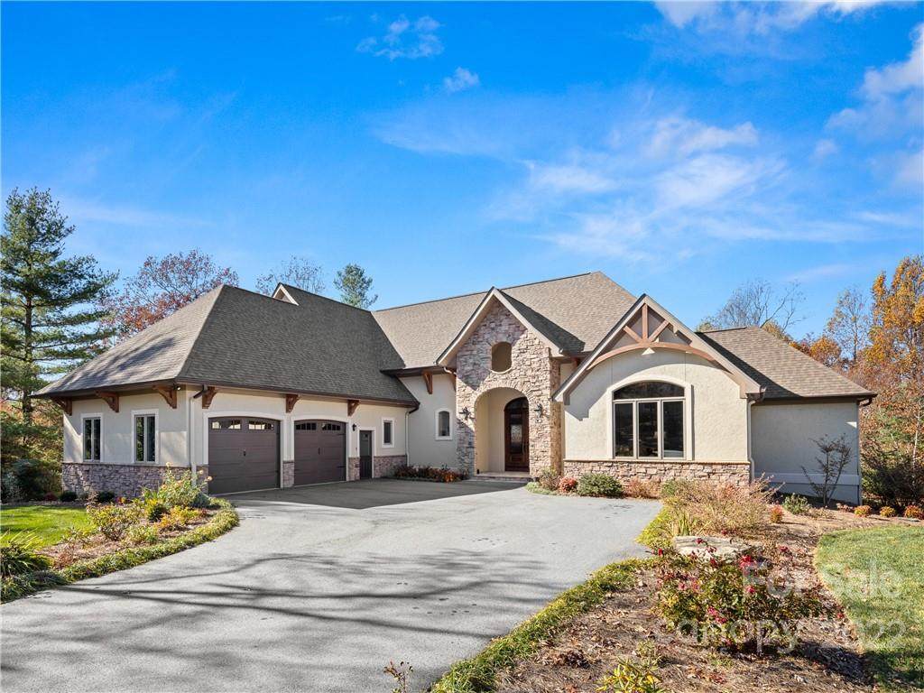 124 Founders Drive - Photo 1