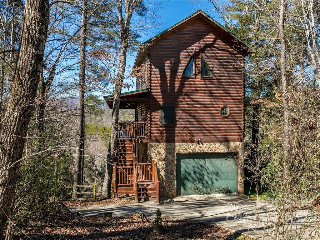 783 Pheasant Street - Photo 1