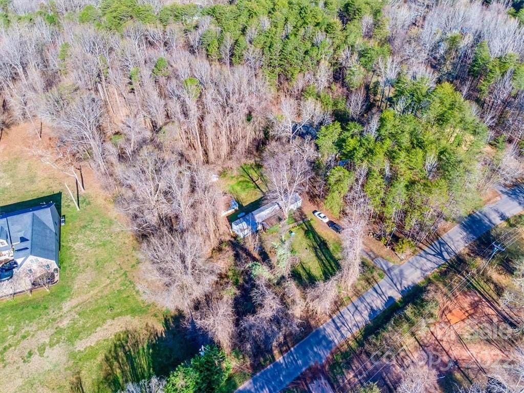 5491 Liberty Hill Road - Photo 1