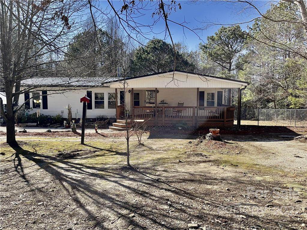 1135 Mt Carmel Church Road - Photo 1