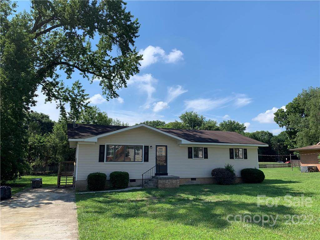 9400 Sandburg Avenue - Photo 1