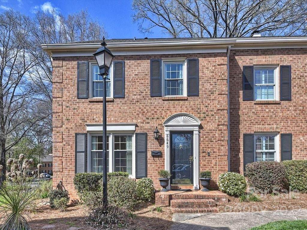 6649 Bunker Hill Circle - Photo 1