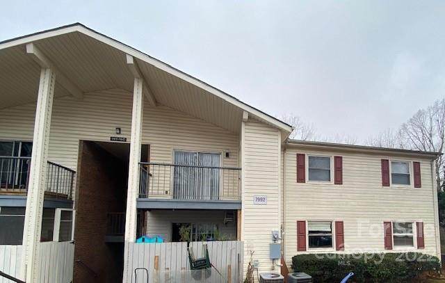 7992 Shady Oak Trail - Photo 1
