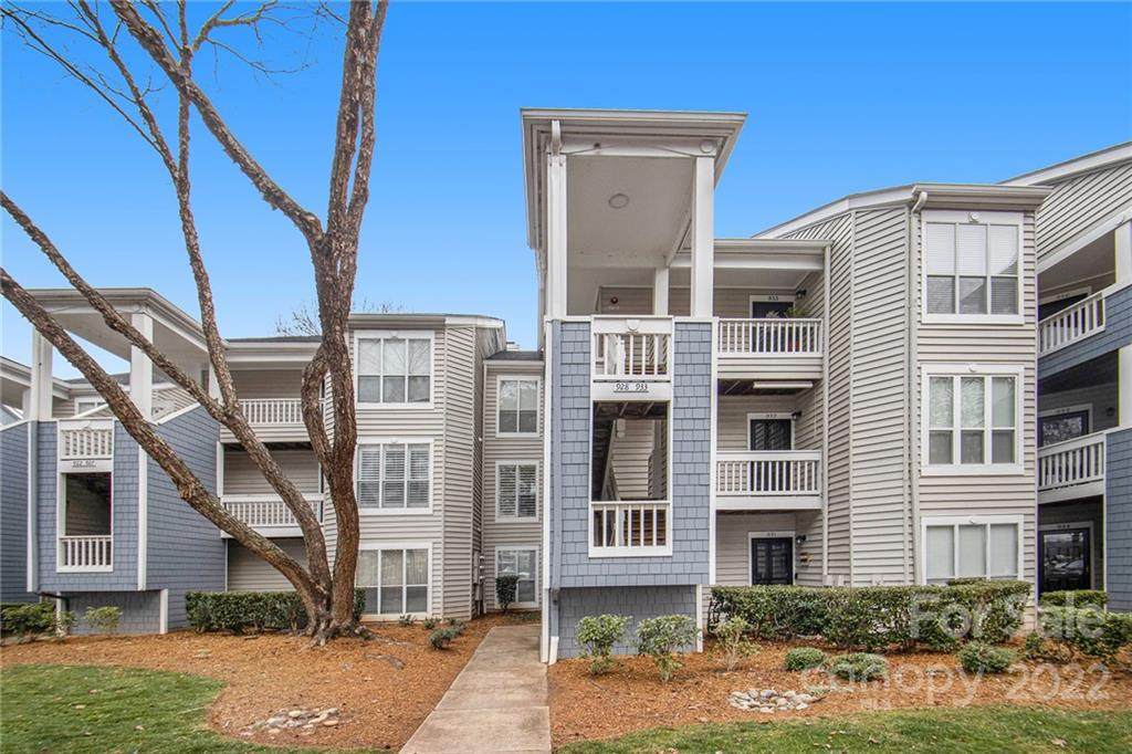 929 Southwest Drive - Photo 1