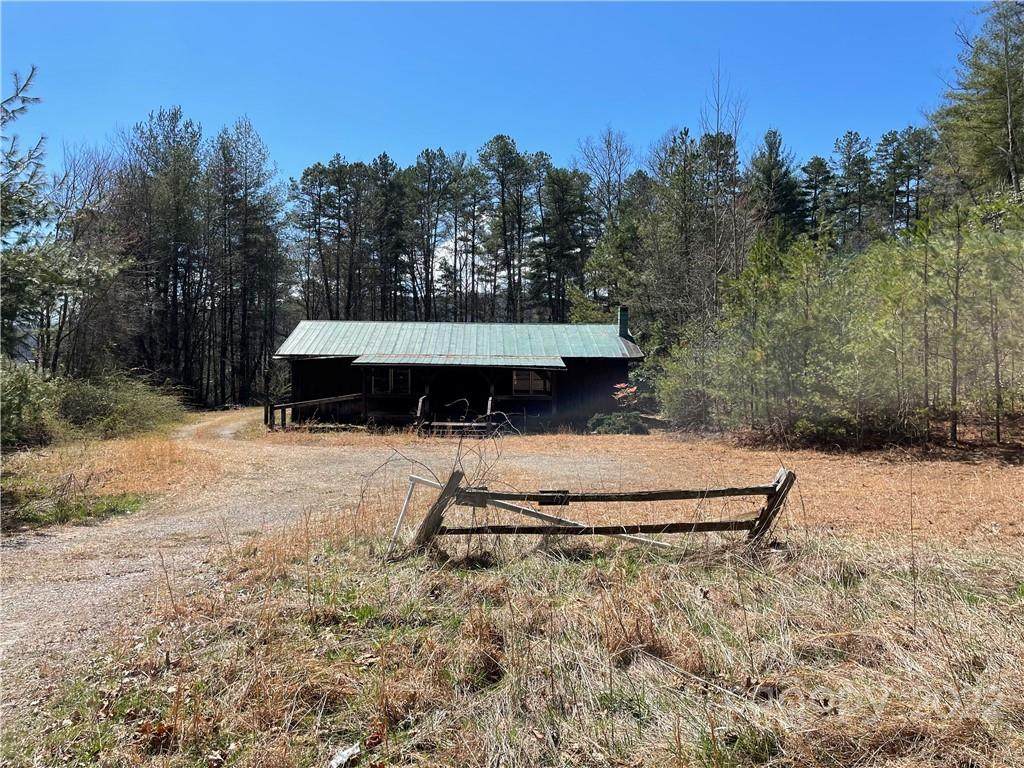 2080 Hendersonville Highway - Photo 1