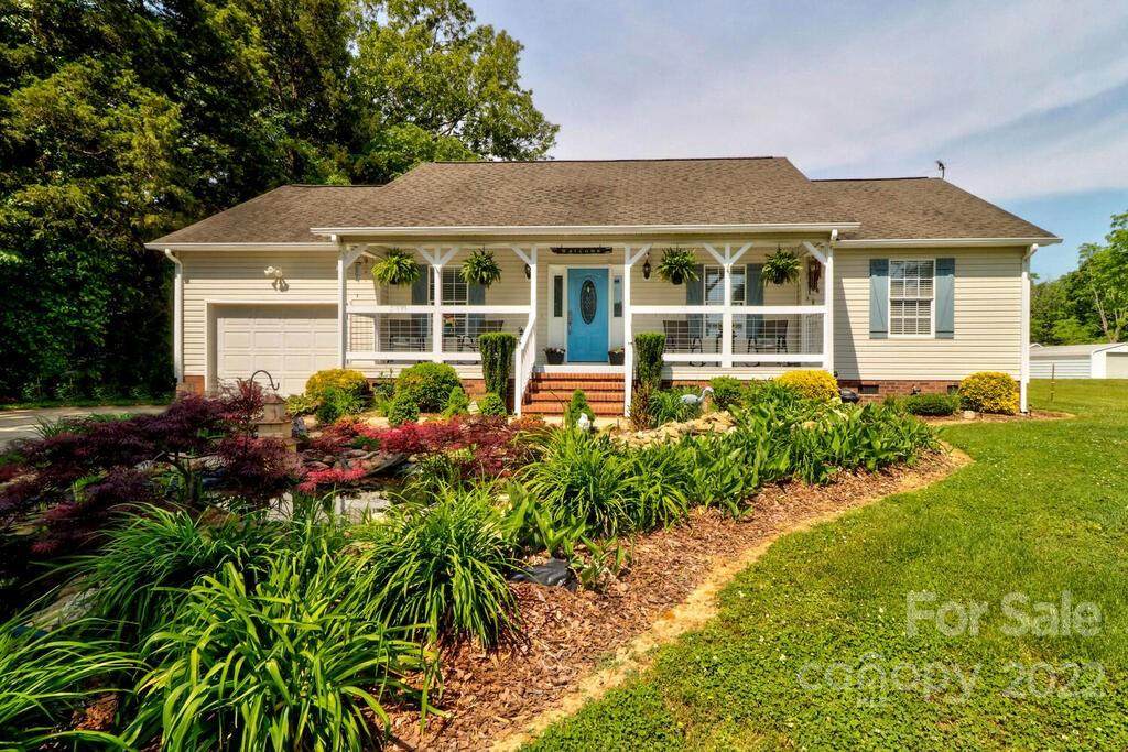 1490 Shuping Mill Road - Photo 1
