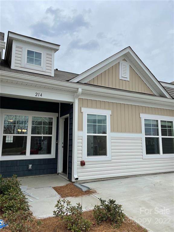 214 Canina Lane - Photo 1