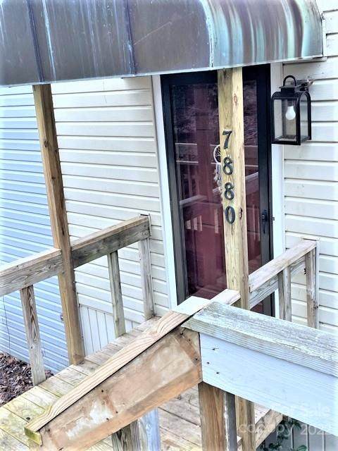 7880 Kinglet Road - Photo 1