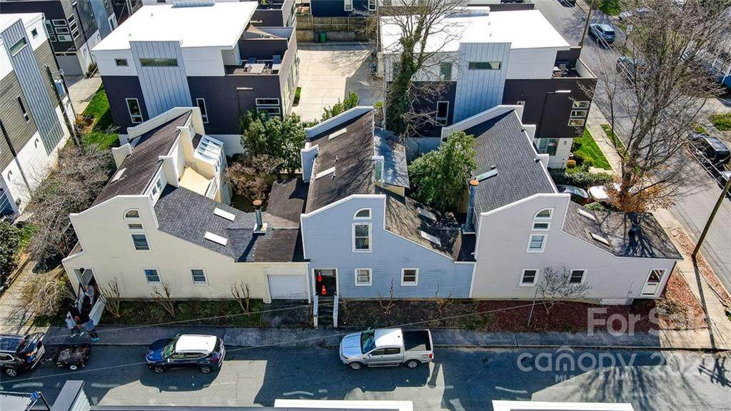 922 Greenleaf Avenue - Photo 1