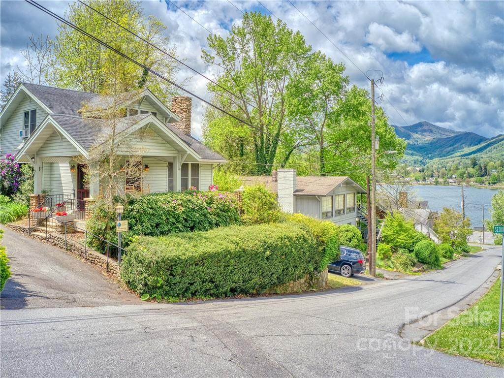 7 Sequoia Drive - Photo 1