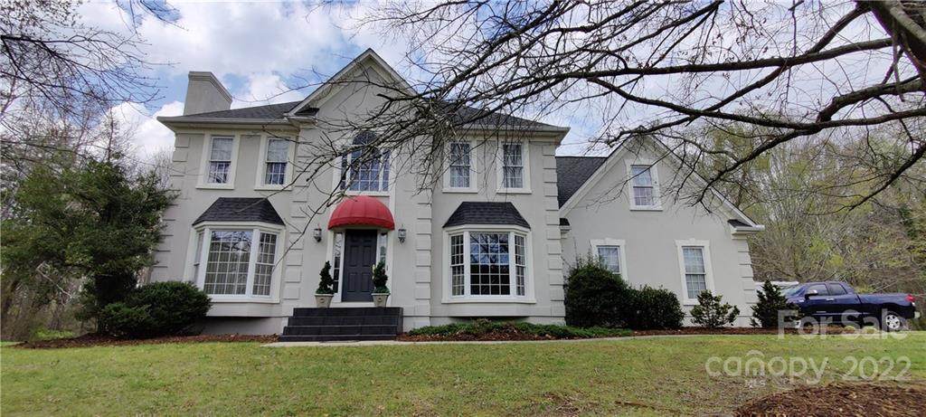 1014 Loganberry Lane - Photo 1