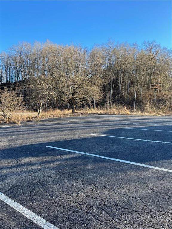 423 Jackson Plaza - Photo 1