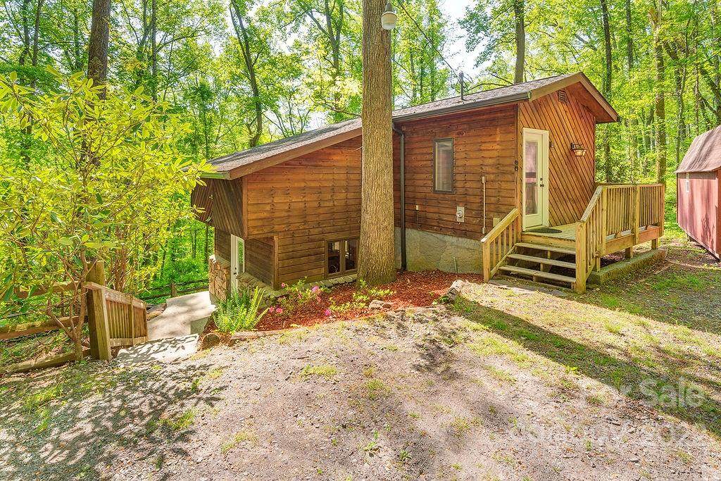 90 Weeping Cherry Forest Road - Photo 1