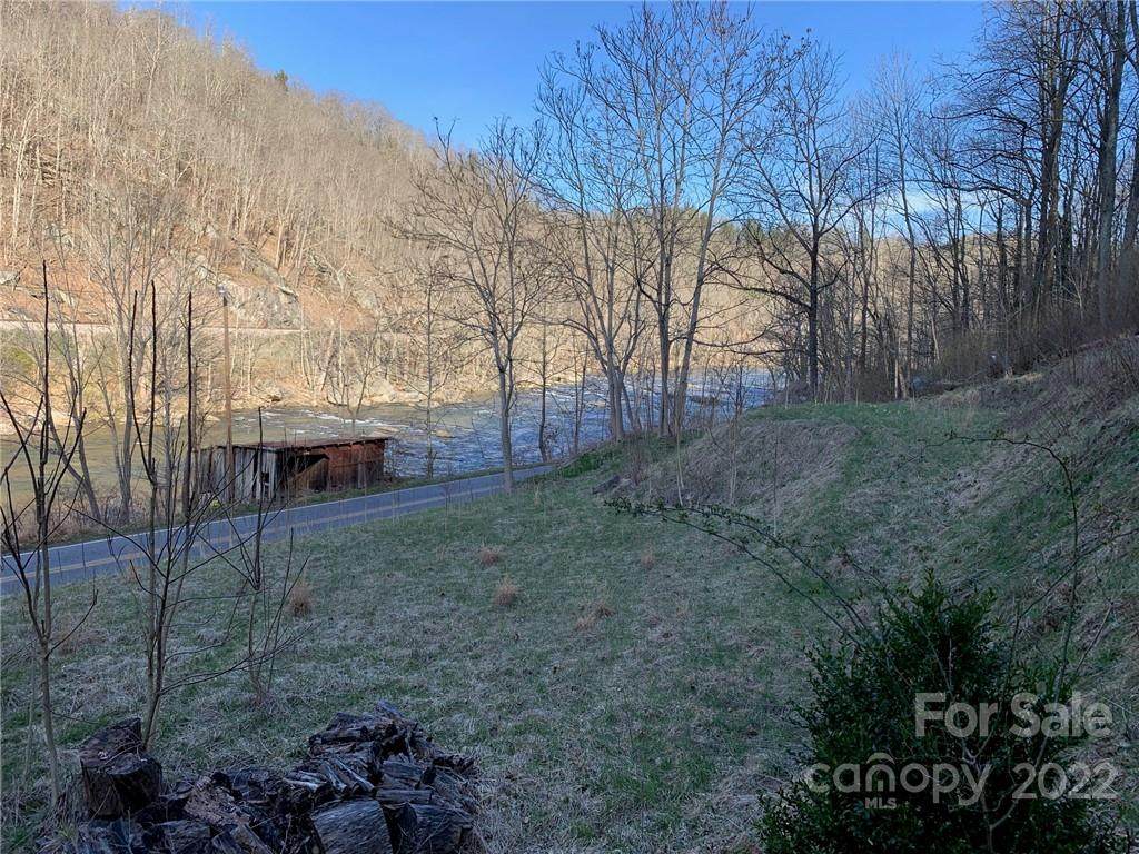 2751 Toe River Road - Photo 1