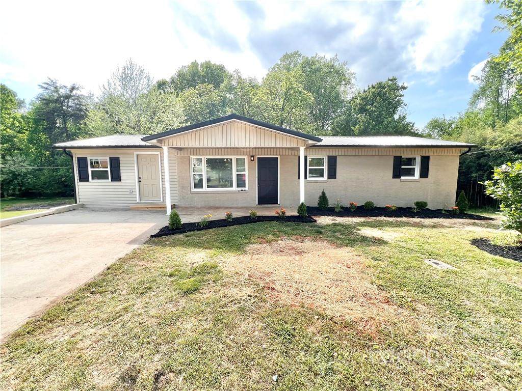 2400 Allendale Circle - Photo 1