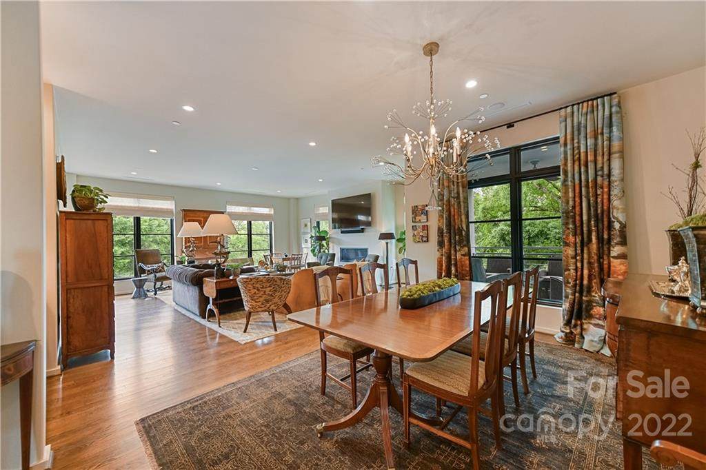 1333 Queens Road - Photo 1
