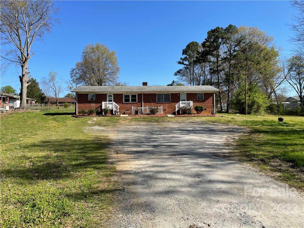 2420 4th Avenue - Photo 1