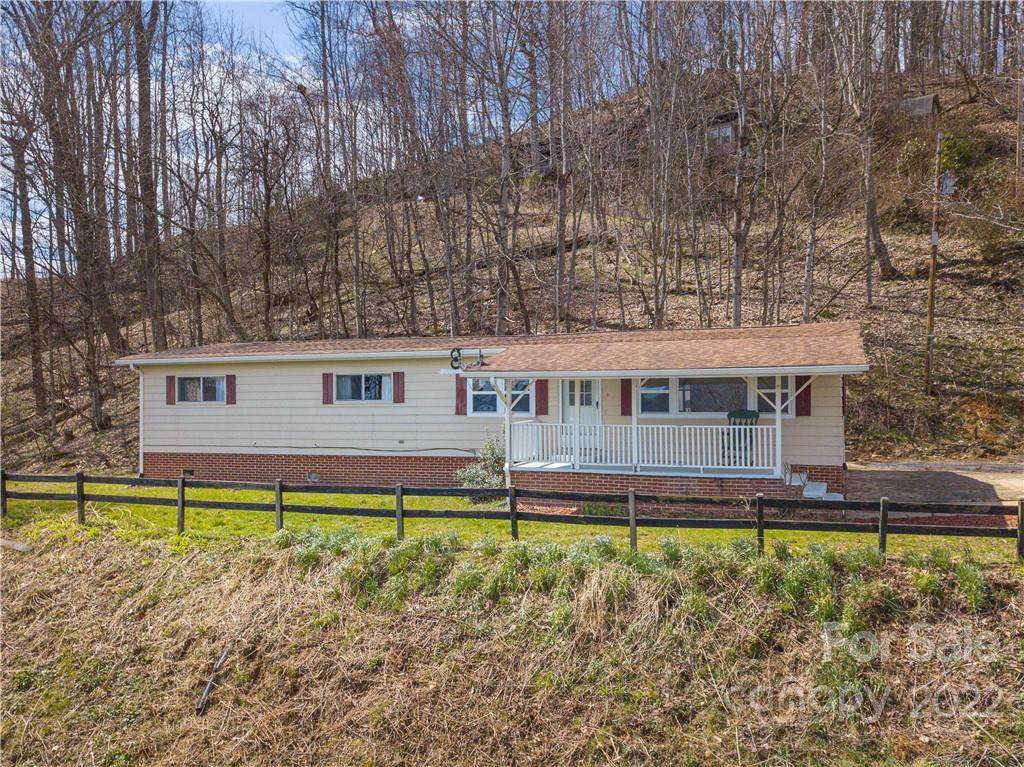 85 Lookout Lane - Photo 1