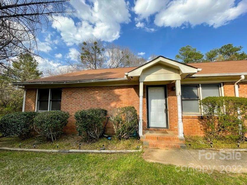1108 Chandler Drive - Photo 1