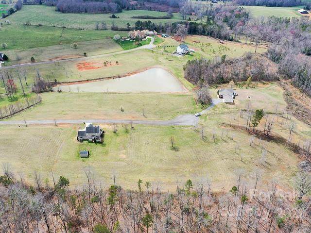 112 Vintage Woods Lane - Photo 1
