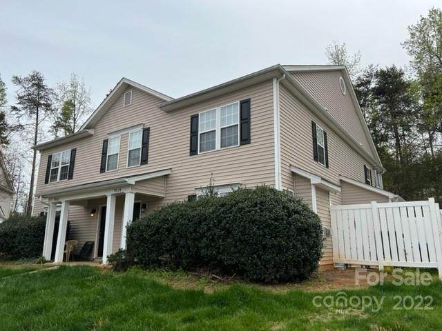 9538 Littleleaf Drive - Photo 1