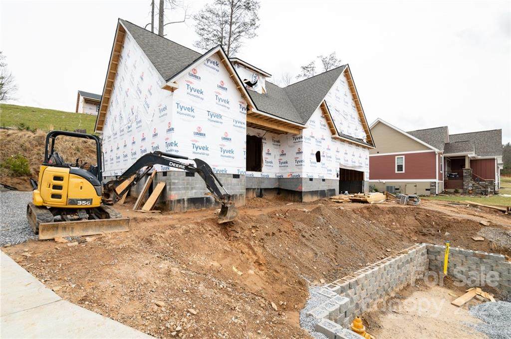14 Weatherwood Drive - Photo 1