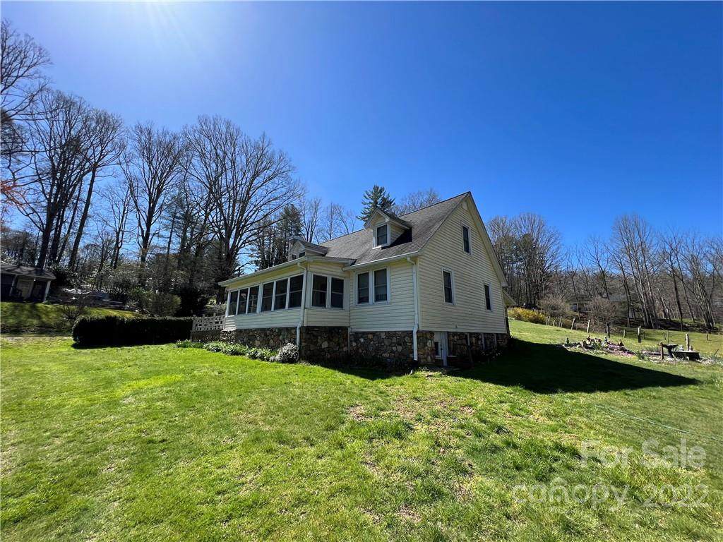 256 Forest Hill Circle - Photo 1