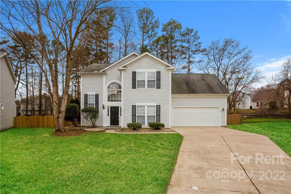 1721 Silverberry Court - Photo 1