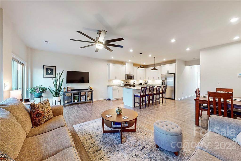 306 Pond Place Lane - Photo 1