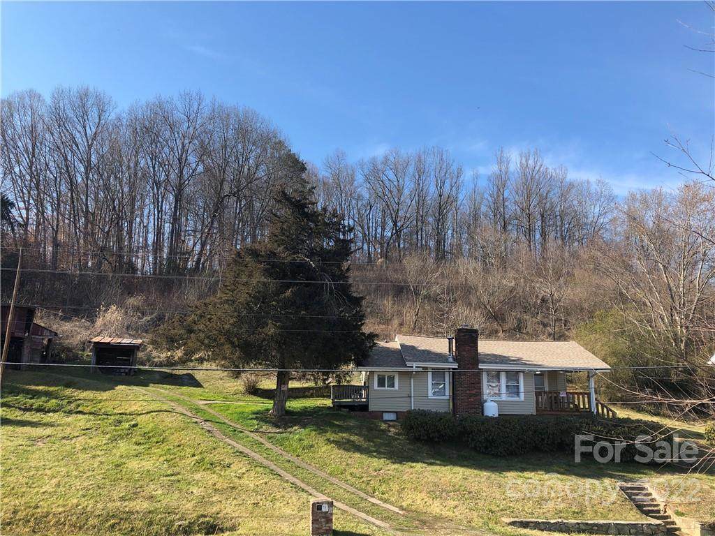 35 Hillcrest Drive - Photo 1